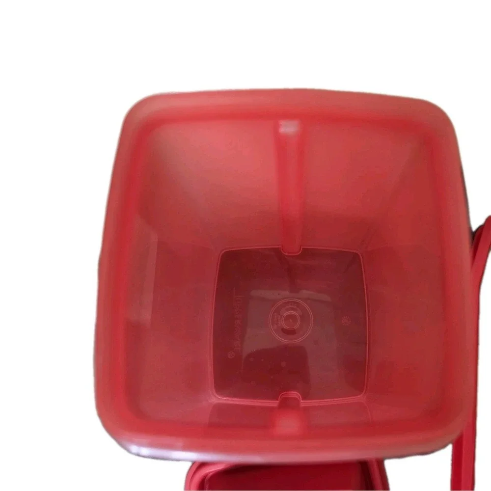 Tupperware Red 1330.11 Pick A Deli‎ 3 Piece Pickle Olive Keeper Container